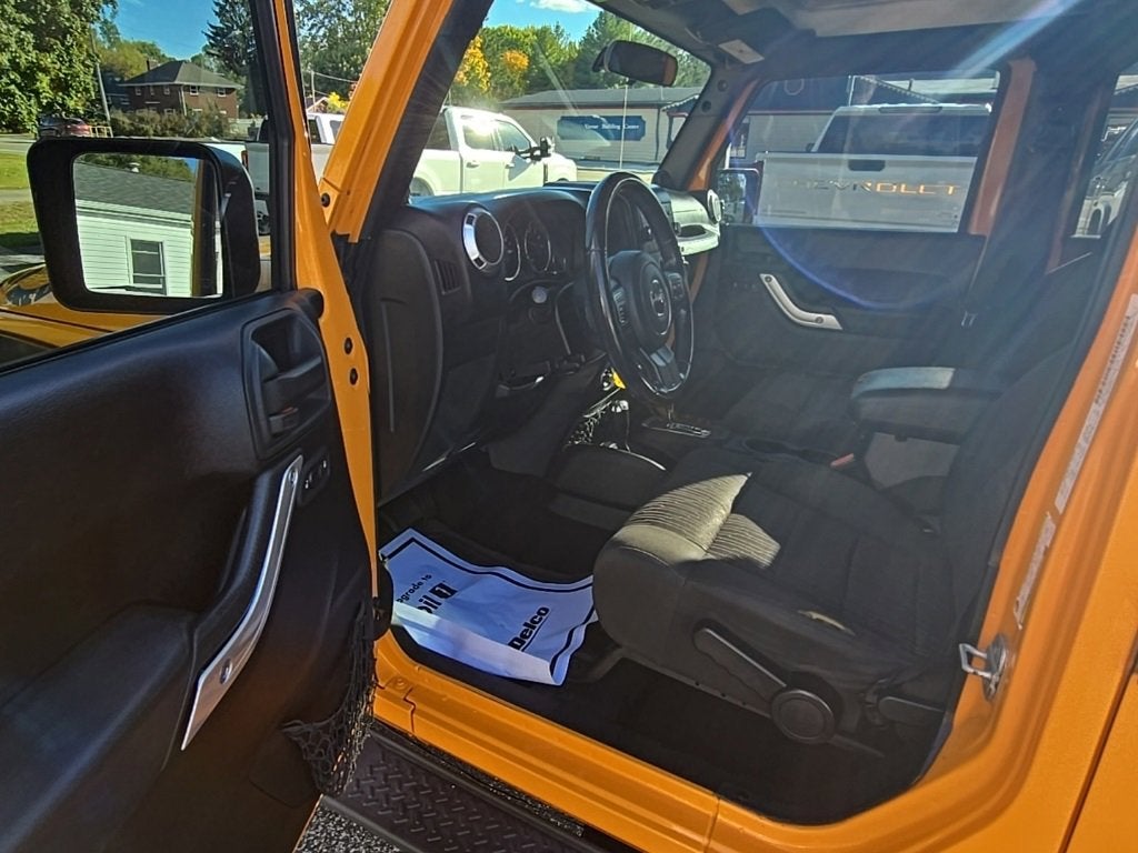 2012 Jeep Wrangler Unlimited Sahara