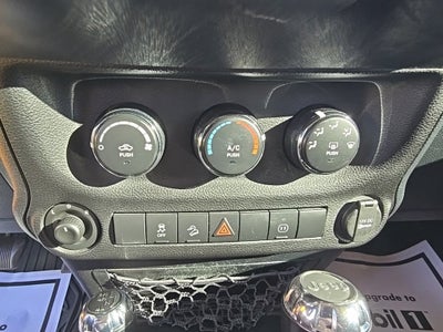 2012 Jeep Wrangler Unlimited Sahara