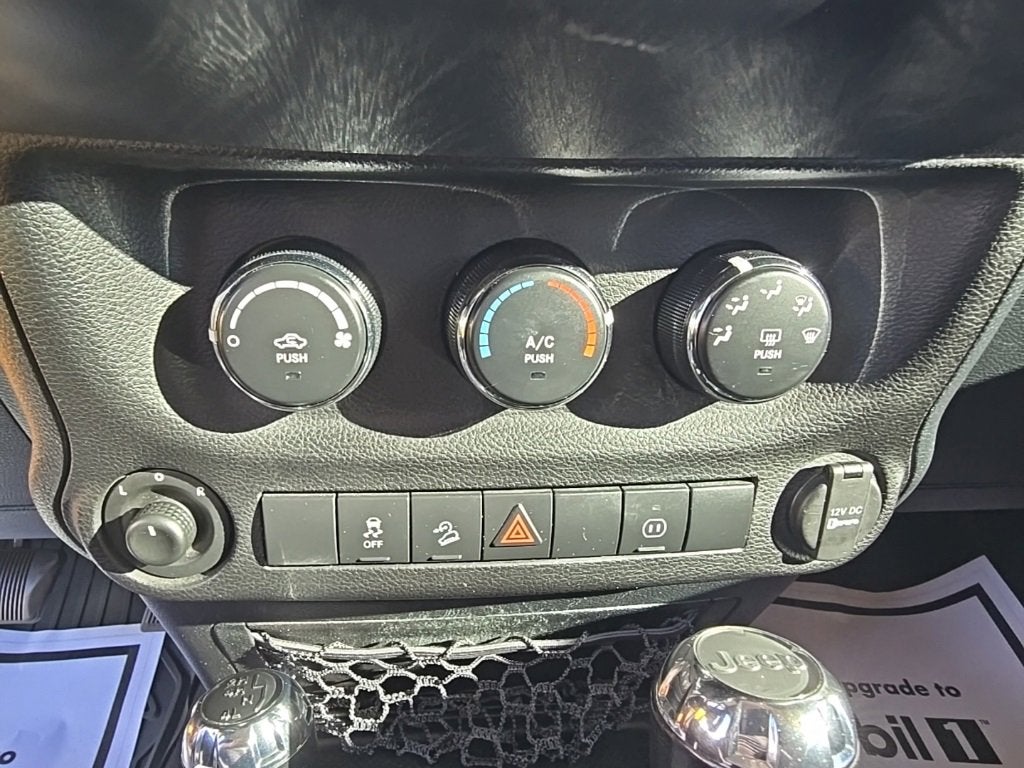 2012 Jeep Wrangler Unlimited Sahara