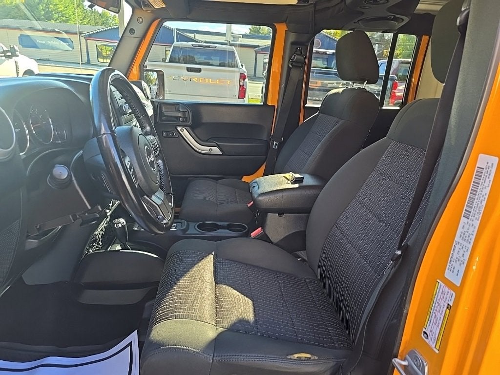 2012 Jeep Wrangler Unlimited Sahara