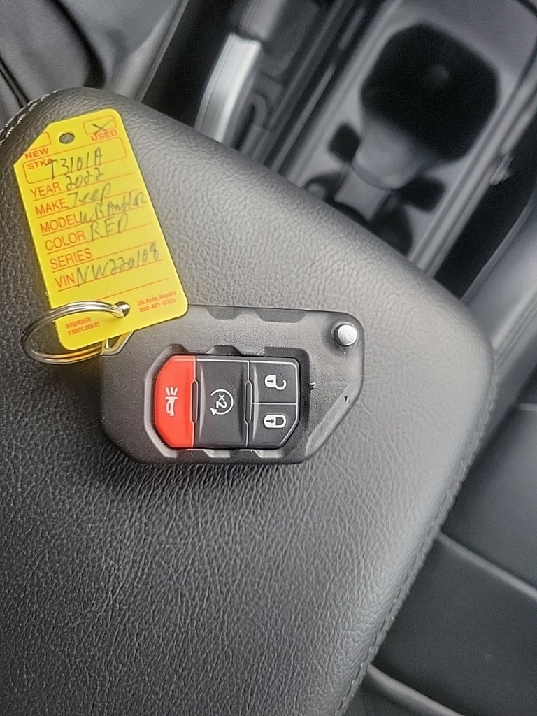 2022 Jeep Wrangler Unlimited Sahara Altitude