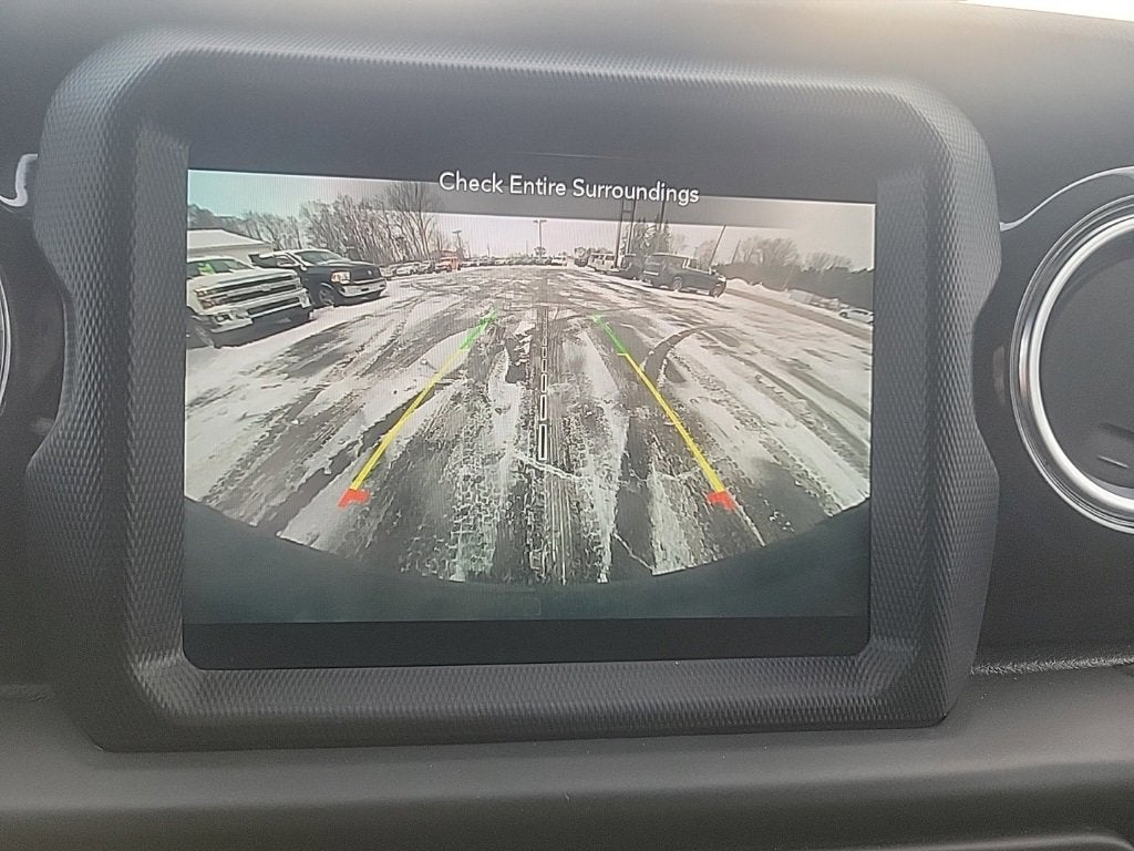 2022 Jeep Wrangler Unlimited Sahara Altitude