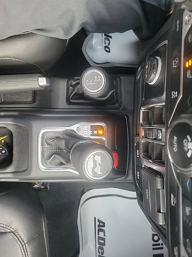 2022 Jeep Wrangler Unlimited Sahara Altitude