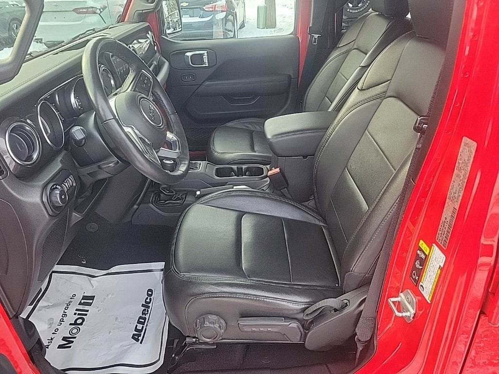 2022 Jeep Wrangler Unlimited Sahara Altitude