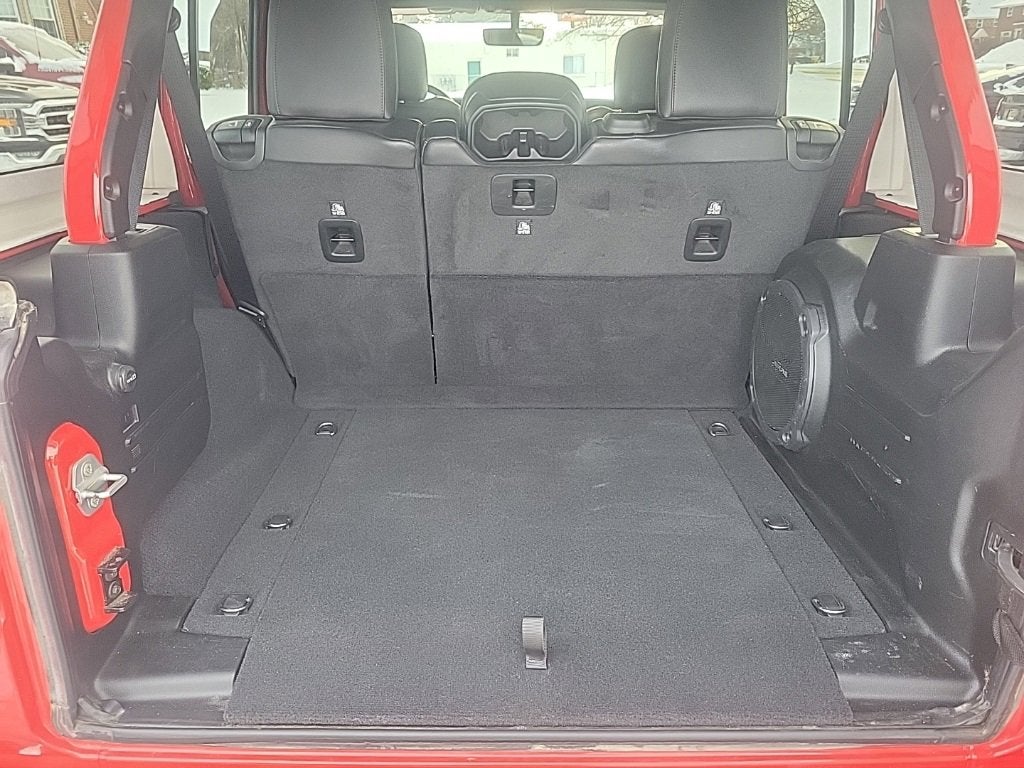 2022 Jeep Wrangler Unlimited Sahara Altitude