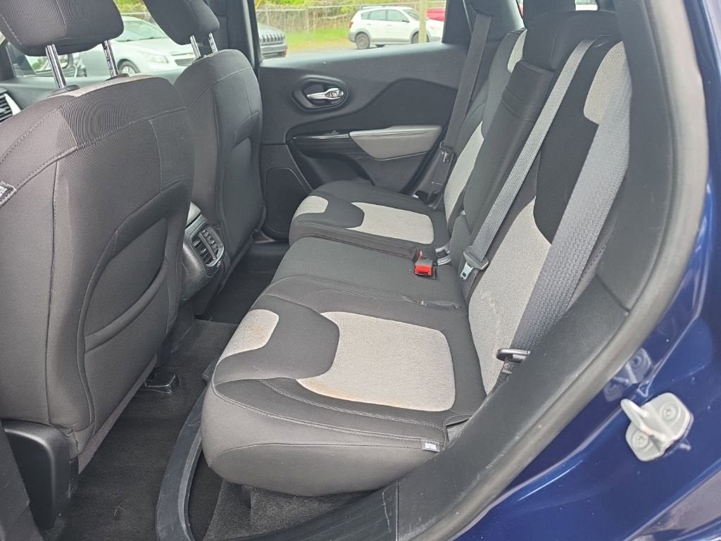 2014 Jeep Cherokee Sport
