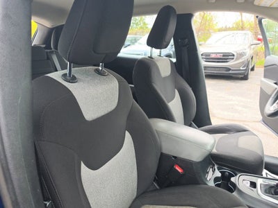 2014 Jeep Cherokee Sport