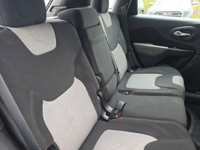 2014 Jeep Cherokee Sport
