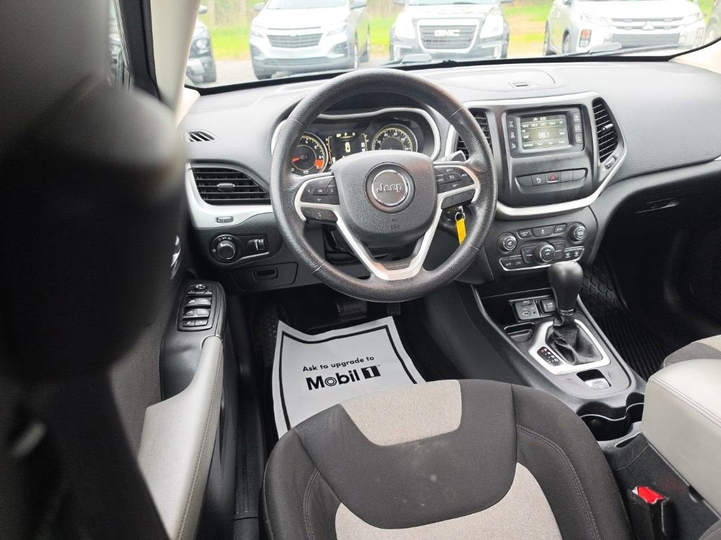 2014 Jeep Cherokee Sport