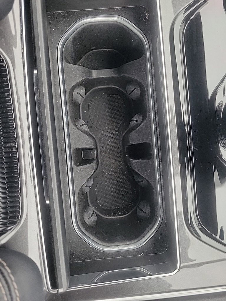 2024 Jeep Wagoneer Base