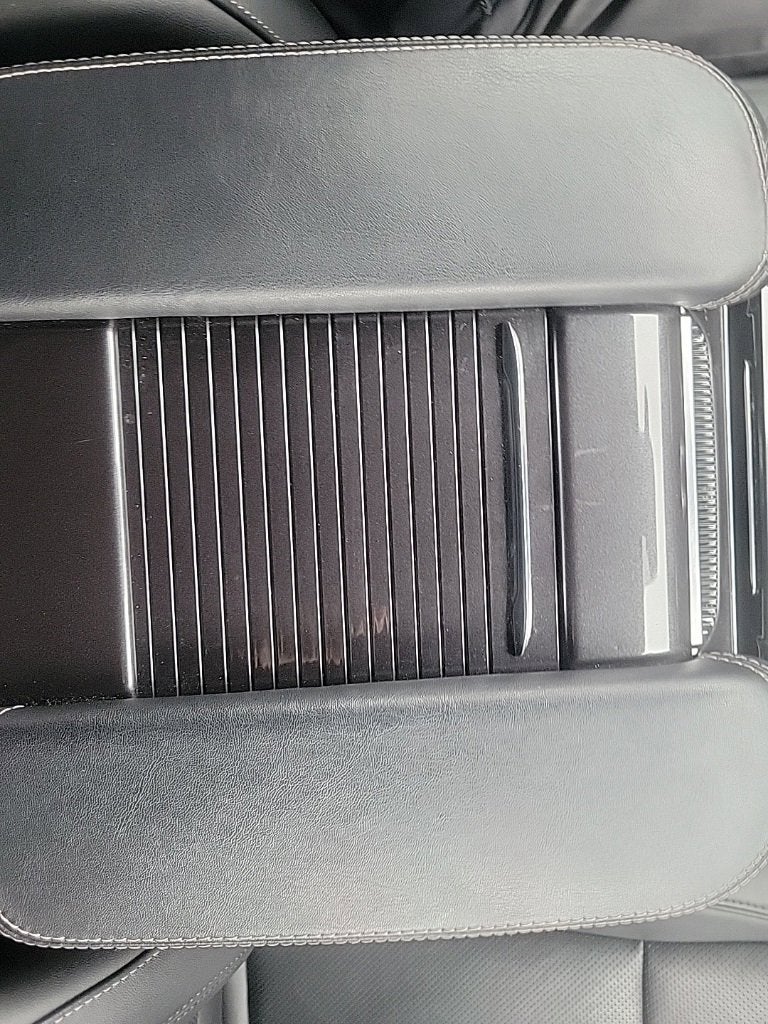 2024 Jeep Wagoneer Base