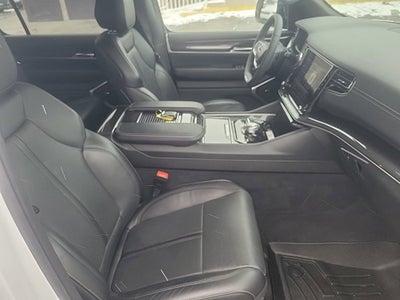 2024 Jeep Wagoneer Base