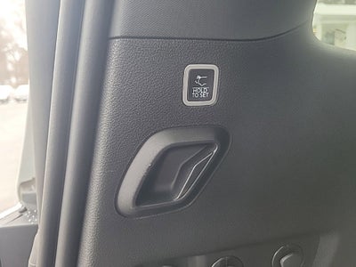 2024 Jeep Wagoneer Base