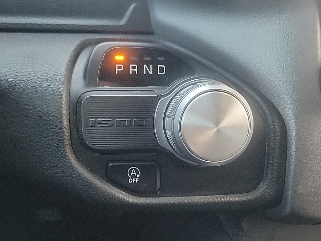 2024 RAM 1500 Laramie Crew Cab 4x2 5'7" Box