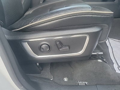 2024 RAM 1500 Laramie Crew Cab 4x2 5'7" Box