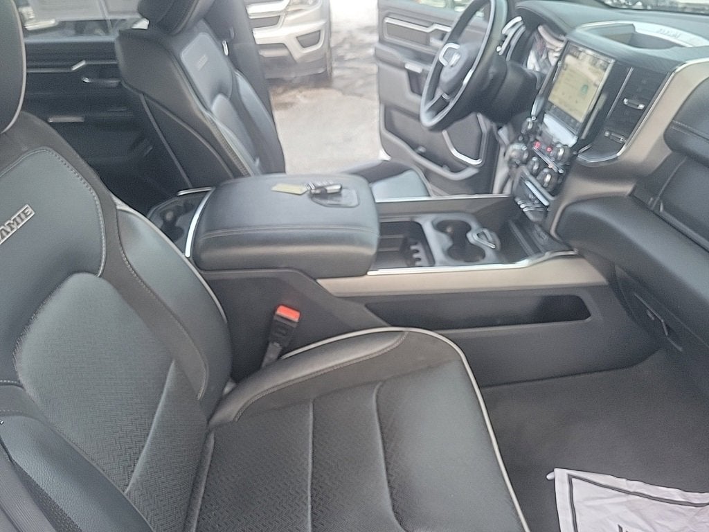 2024 RAM 1500 Laramie Crew Cab 4x2 5'7" Box