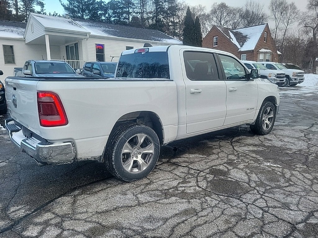 2024 RAM 1500 Laramie Crew Cab 4x2 5'7" Box