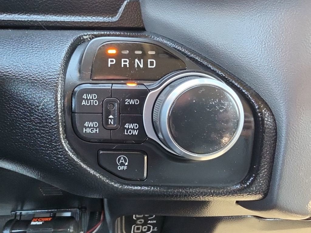 2019 RAM 1500 Big Horn/Lone Star Crew Cab 4x4 5'7" Box