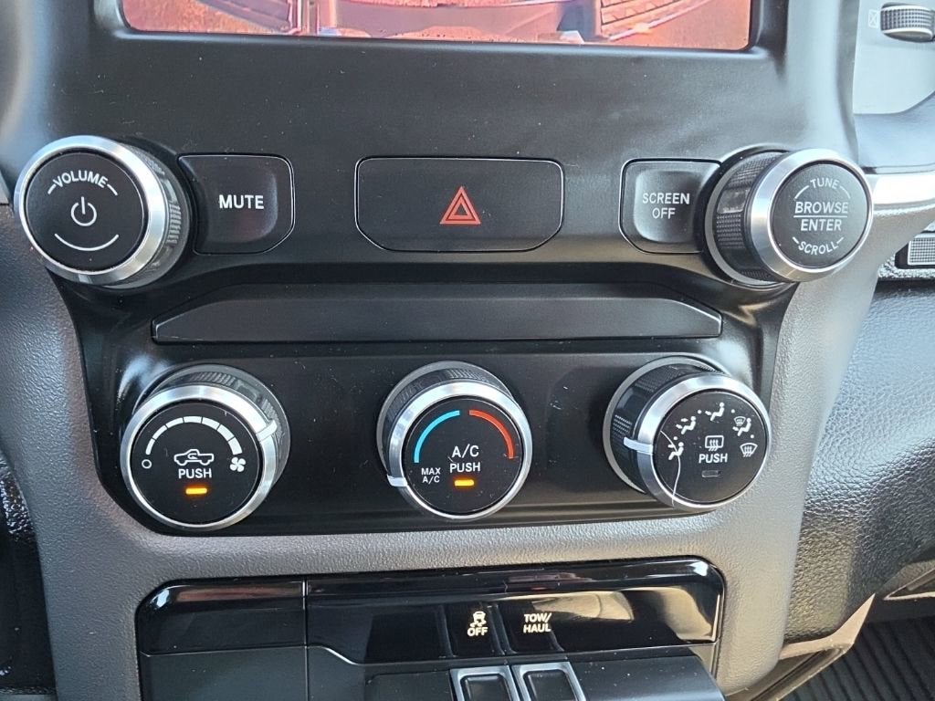 2019 RAM 1500 Big Horn/Lone Star Crew Cab 4x4 5'7" Box