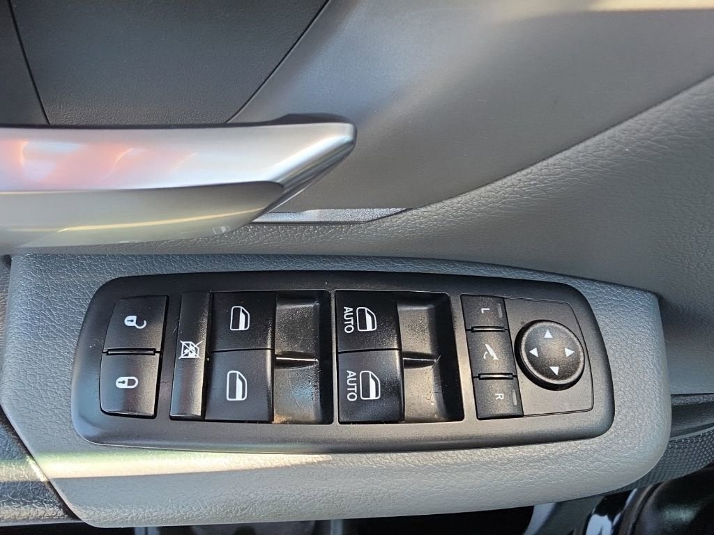 2019 RAM 1500 Big Horn/Lone Star Crew Cab 4x4 5'7" Box