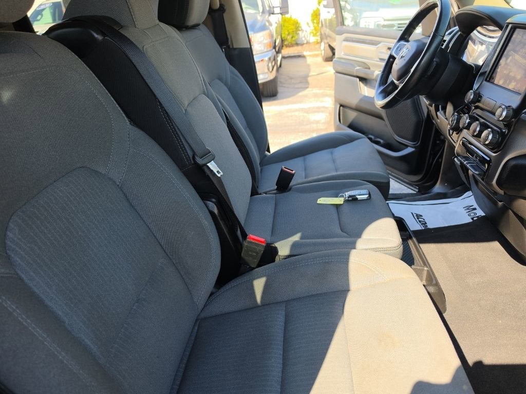 2019 RAM 1500 Big Horn/Lone Star Crew Cab 4x4 5'7" Box