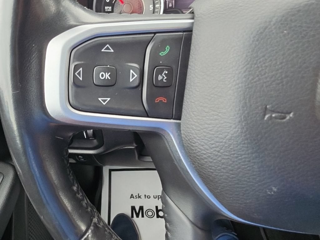 2021 RAM 1500 Big Horn Crew Cab 4x4 5'7" Box