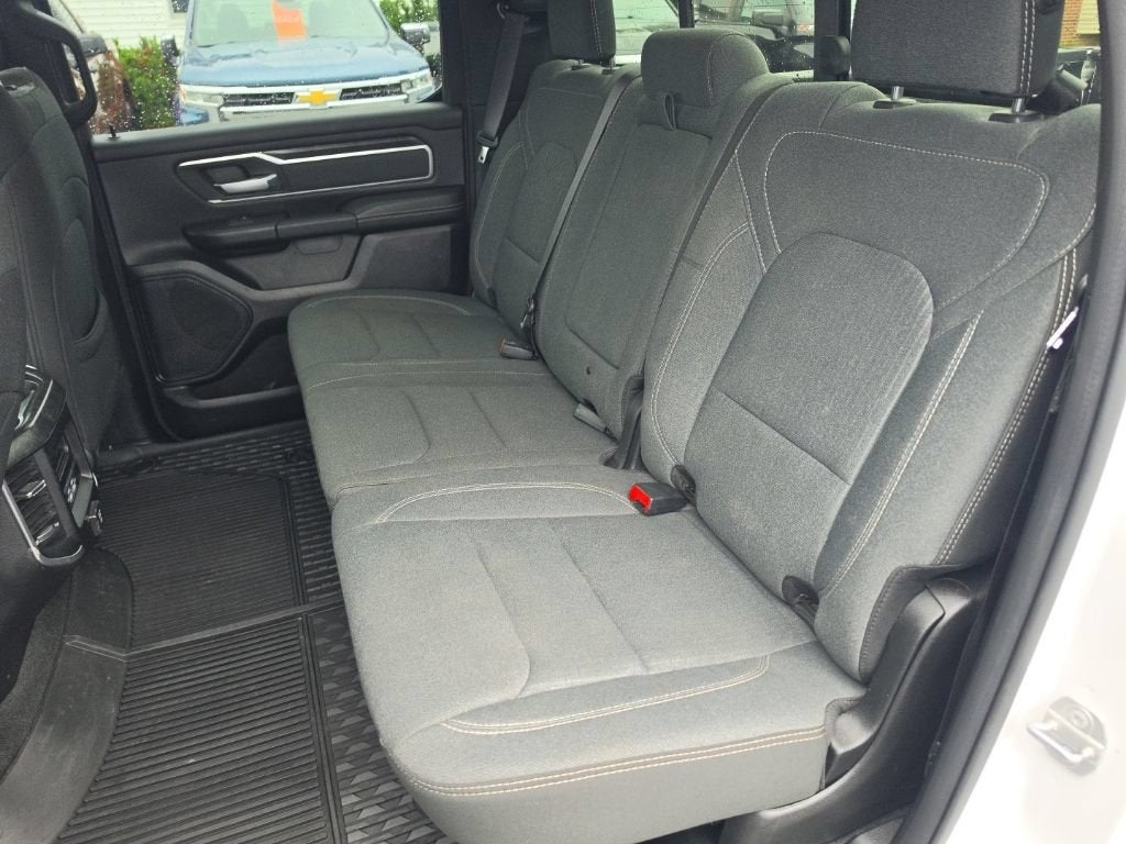 2021 RAM 1500 Big Horn Crew Cab 4x4 5'7" Box
