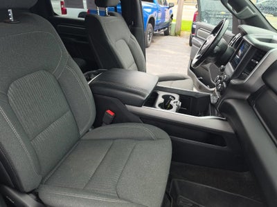 2021 RAM 1500 Big Horn Crew Cab 4x4 5'7" Box