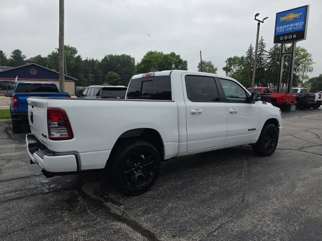 2021 RAM 1500 Big Horn Crew Cab 4x4 5'7" Box