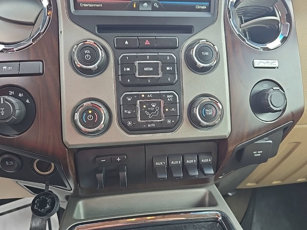 2016 Ford Super Duty F-250 SRW Lariat
