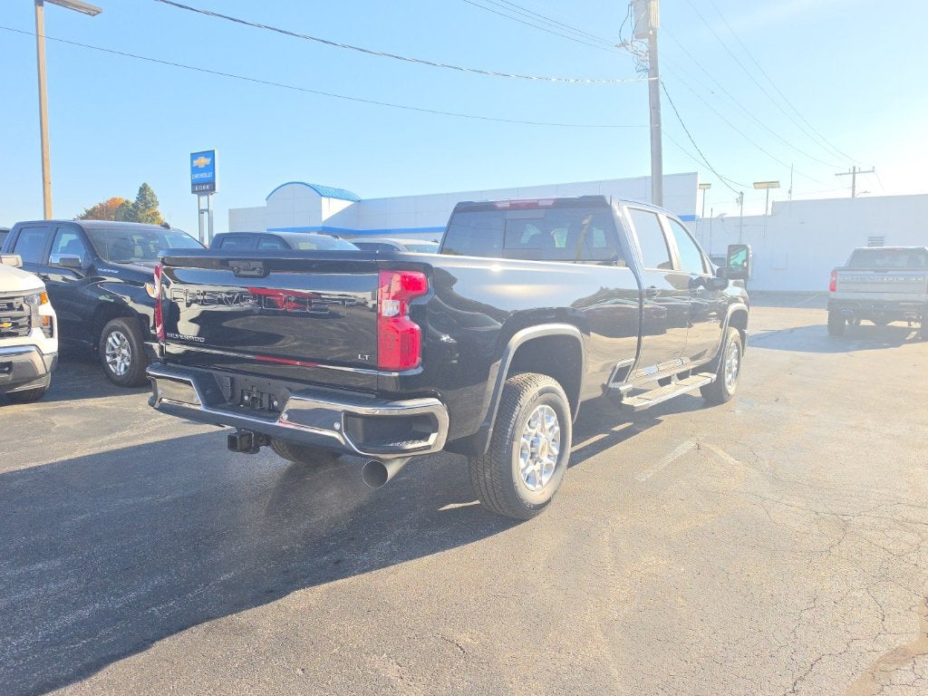 2026 Chevrolet Silverado 3500 HD LT