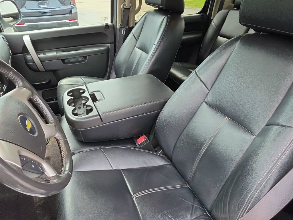 2010 Chevrolet Silverado 3500 HD DRW LT
