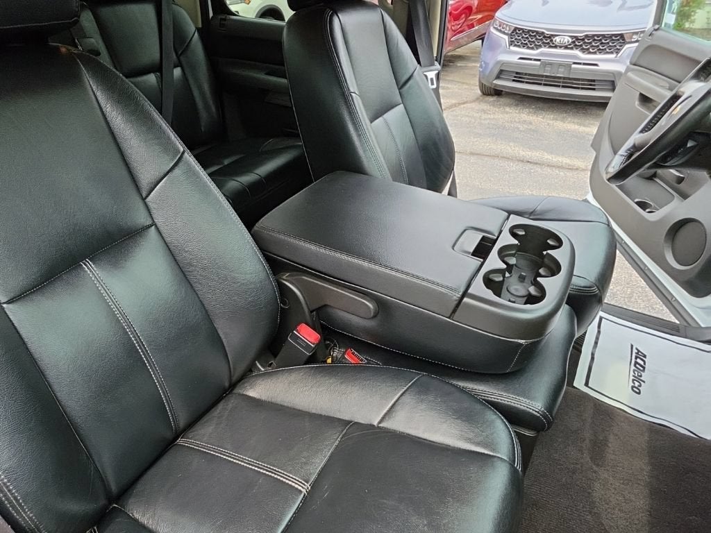 2010 Chevrolet Silverado 3500 HD DRW LT