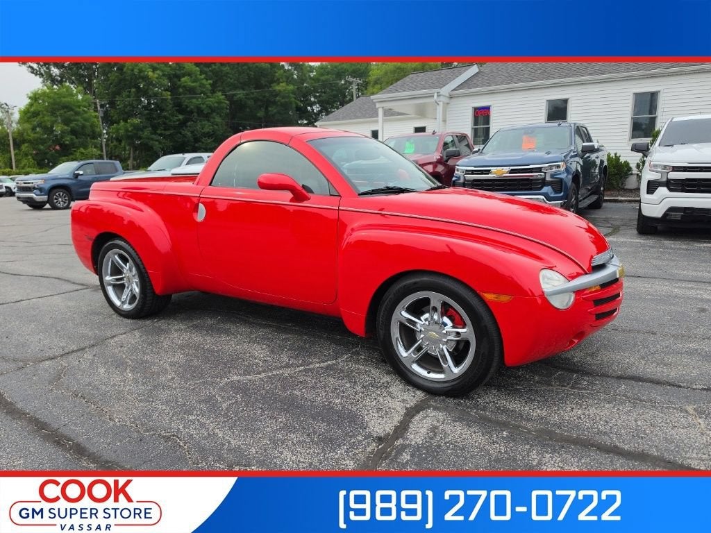 2004 Chevrolet SSR LS