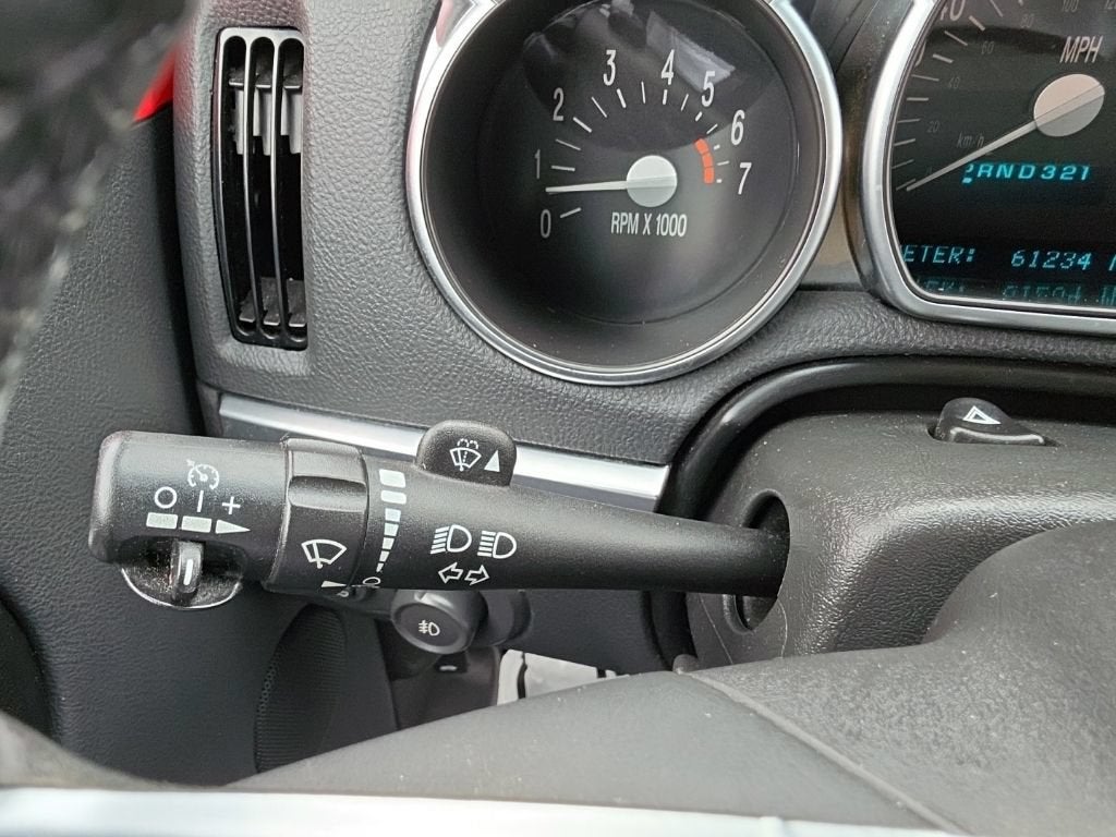 2004 Chevrolet SSR LS
