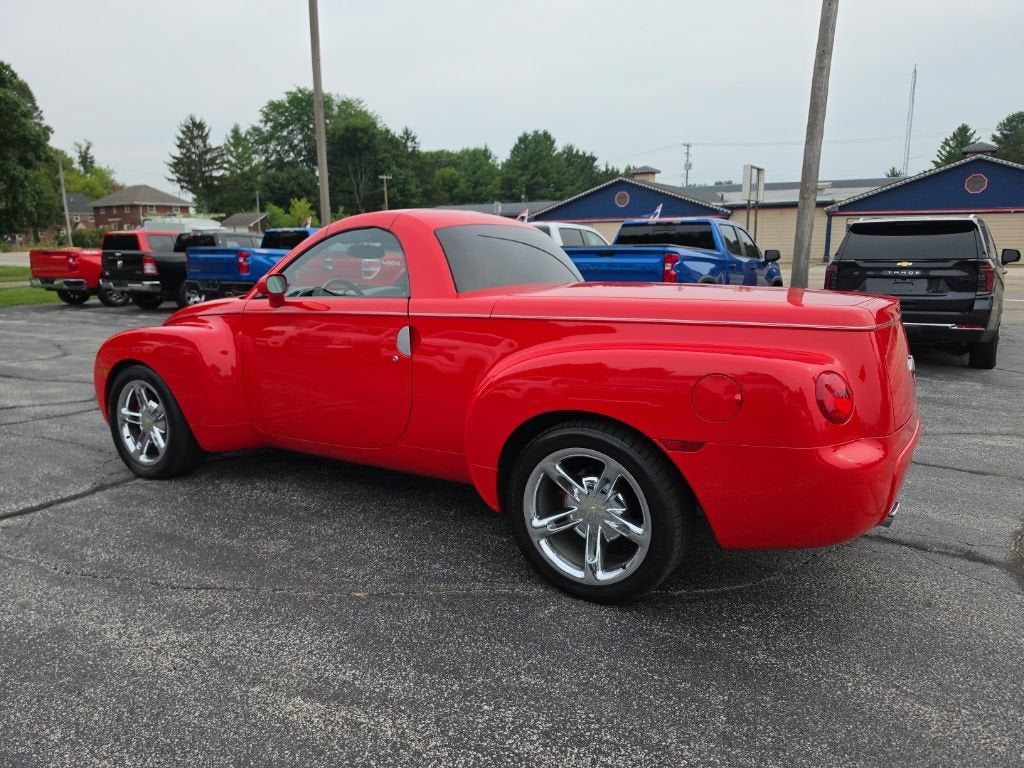 2004 Chevrolet SSR LS