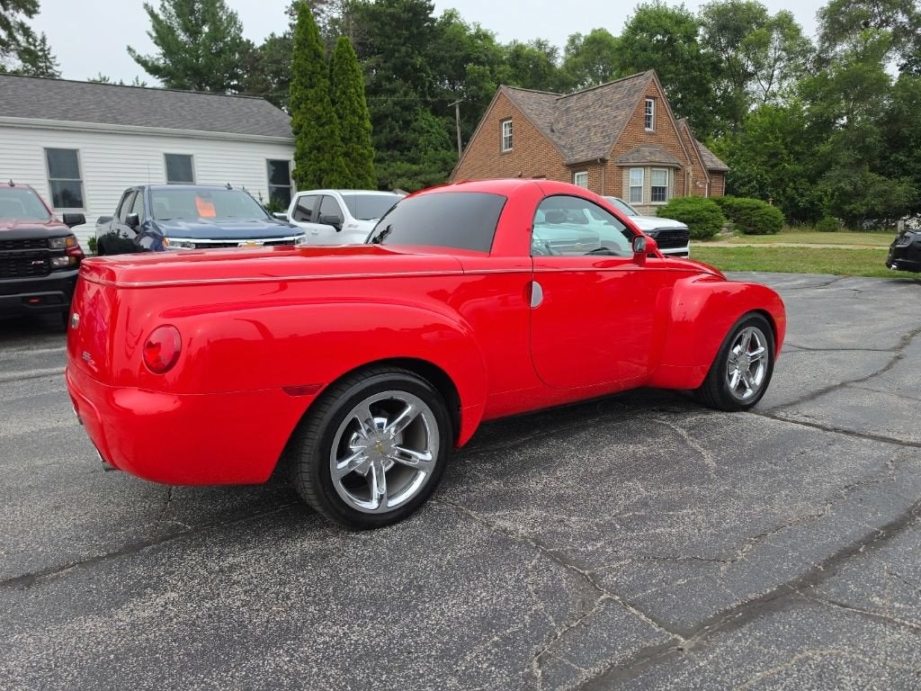 2004 Chevrolet SSR LS