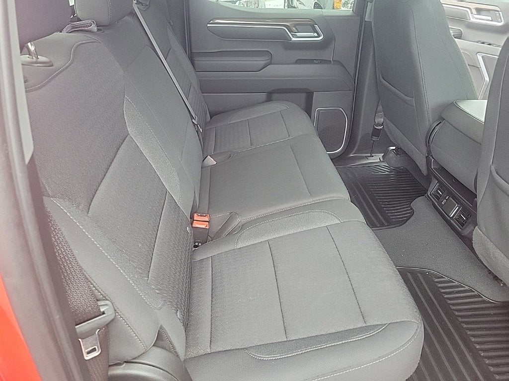 2022 Chevrolet Silverado 1500 LT (2FL)