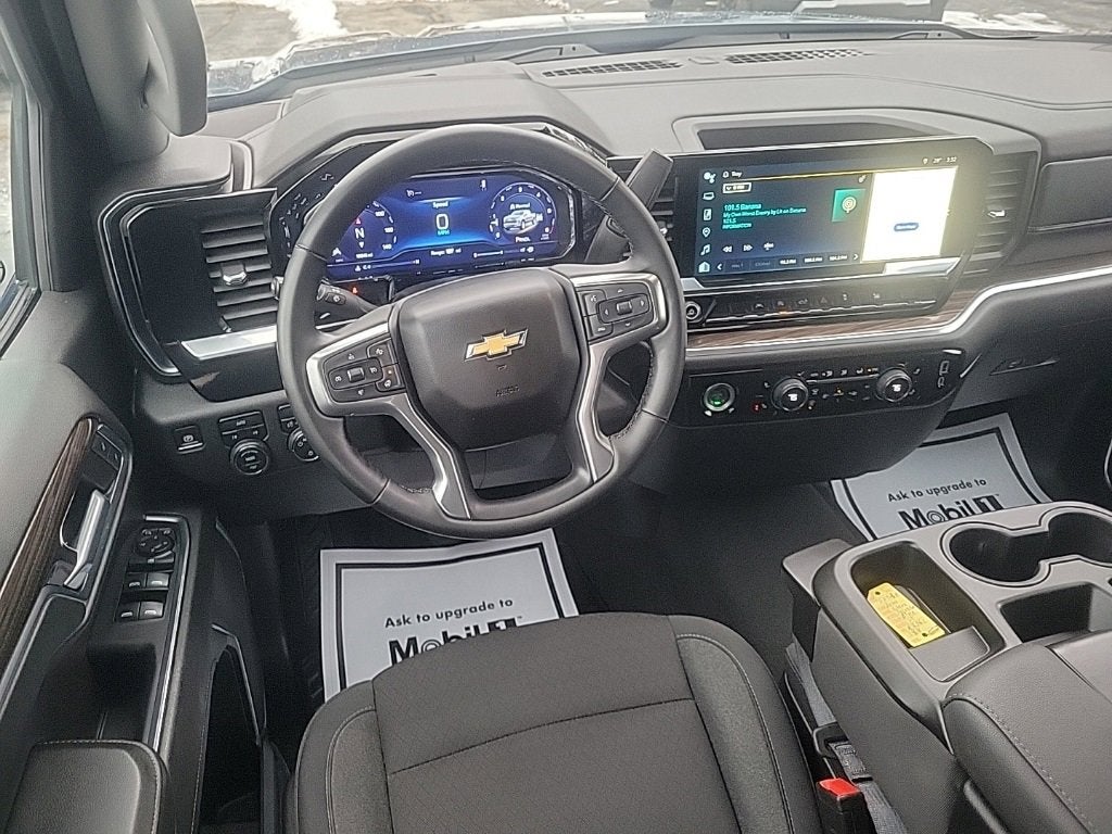 2024 Chevrolet Silverado 1500 LT (2FL)