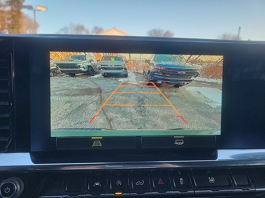 2025 Chevrolet Silverado 1500 LT (2FL)