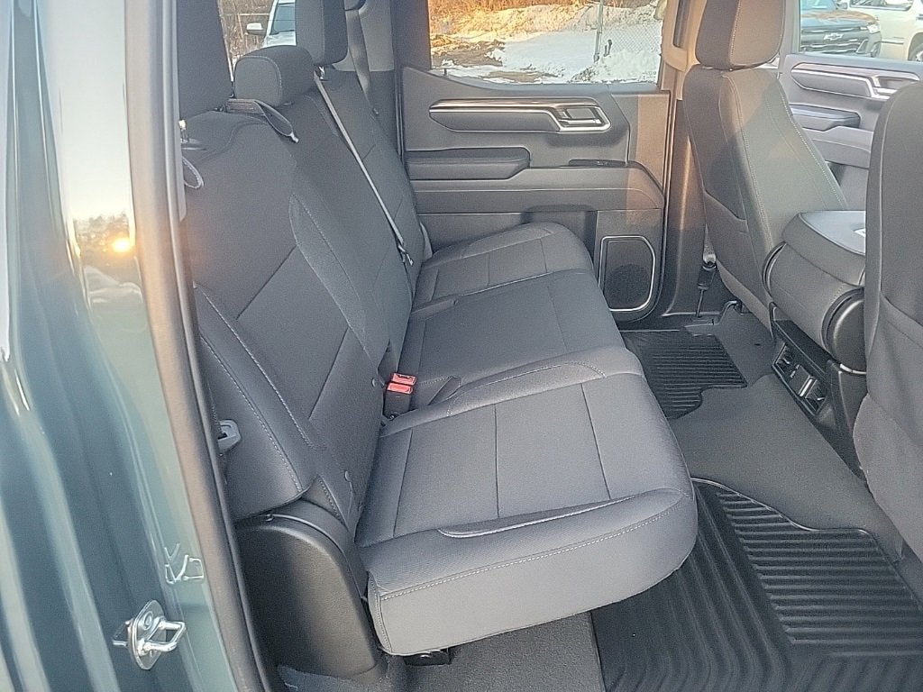 2025 Chevrolet Silverado 1500 LT (2FL)