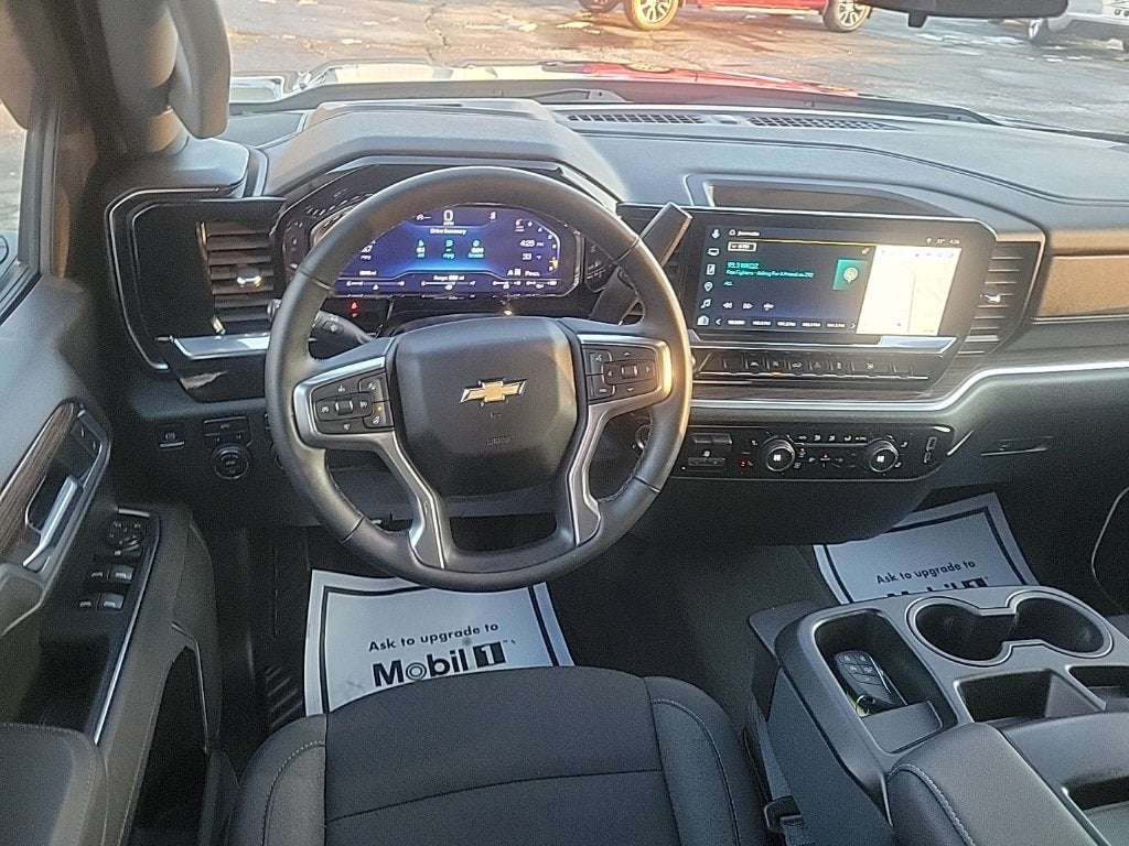 2025 Chevrolet Silverado 1500 LT (2FL)