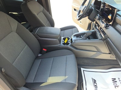 2025 Chevrolet Colorado WT/LT