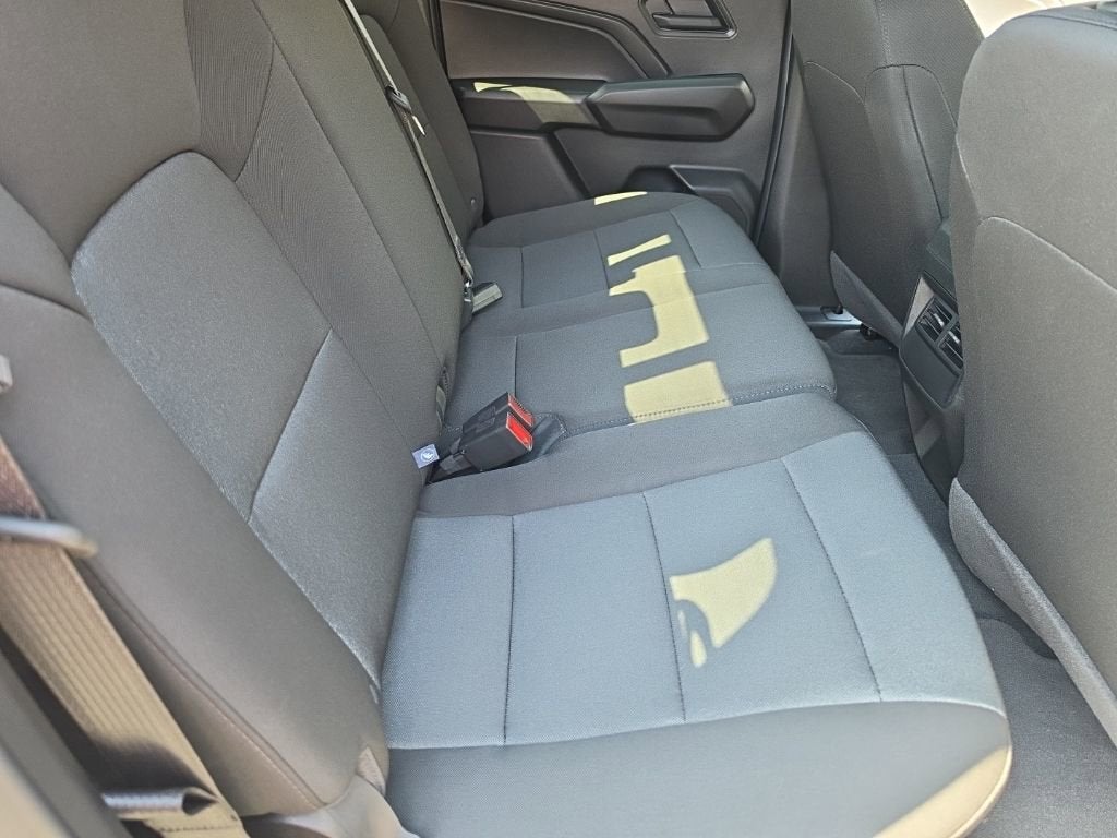 2025 Chevrolet Colorado WT/LT