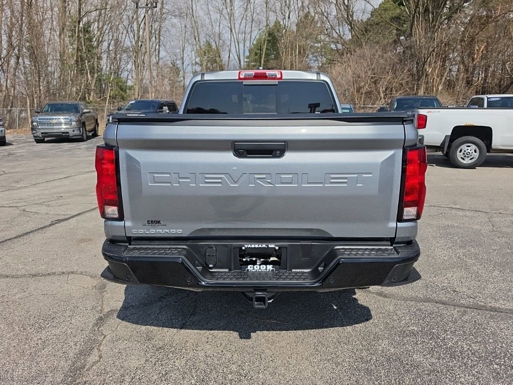 2025 Chevrolet Colorado WT/LT