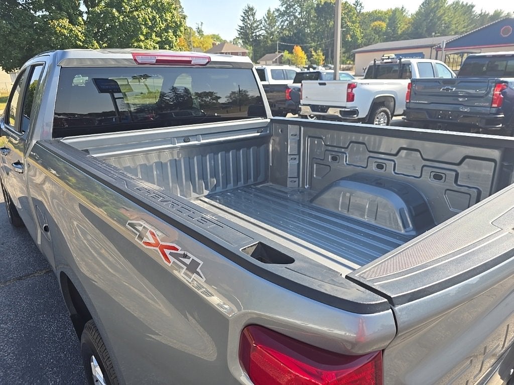 2023 Chevrolet Silverado 1500 LT (2FL)