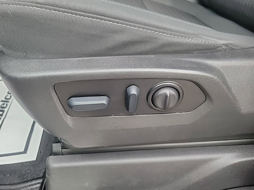 2022 Chevrolet Silverado 1500 LTD LT (2FL)