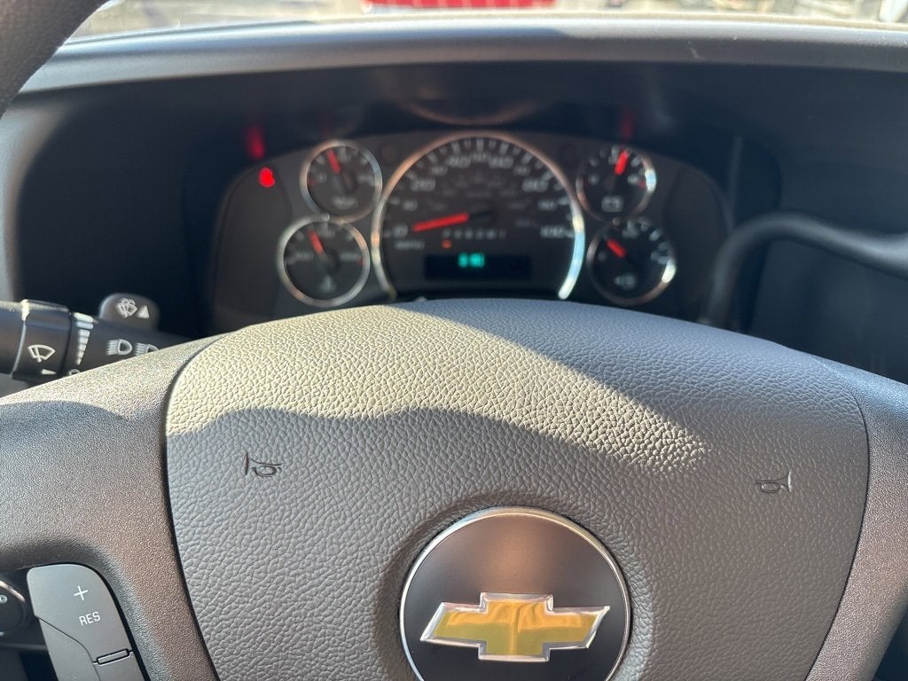 2025 Chevrolet Express Cargo 2500 WT
