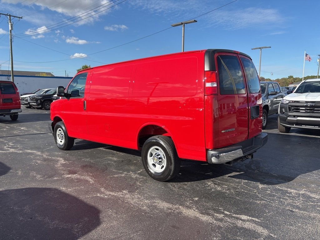 2025 Chevrolet Express Cargo 2500 WT