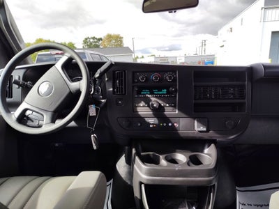 2025 Chevrolet Express Cargo 3500 WT